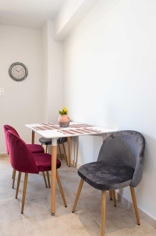 Comfy 1 Bedroom With Terrace And View